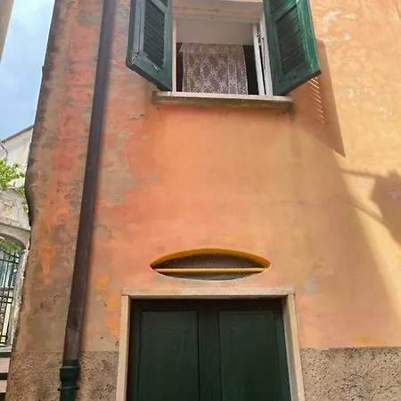 La Casa Nel Borgo Apartment *